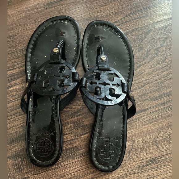 Black Tory butch sandals - Picture 1 of 2